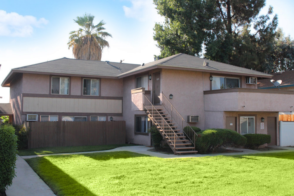 Thank you for viewing our Exteriors 22 at Cinnamon Creek Apartments in the city of Redlands.